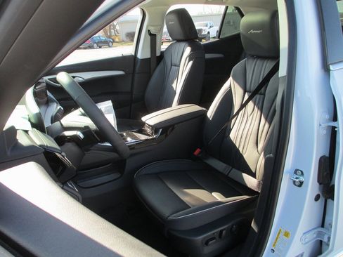 New 2026 Buick Envision Avenir image 11