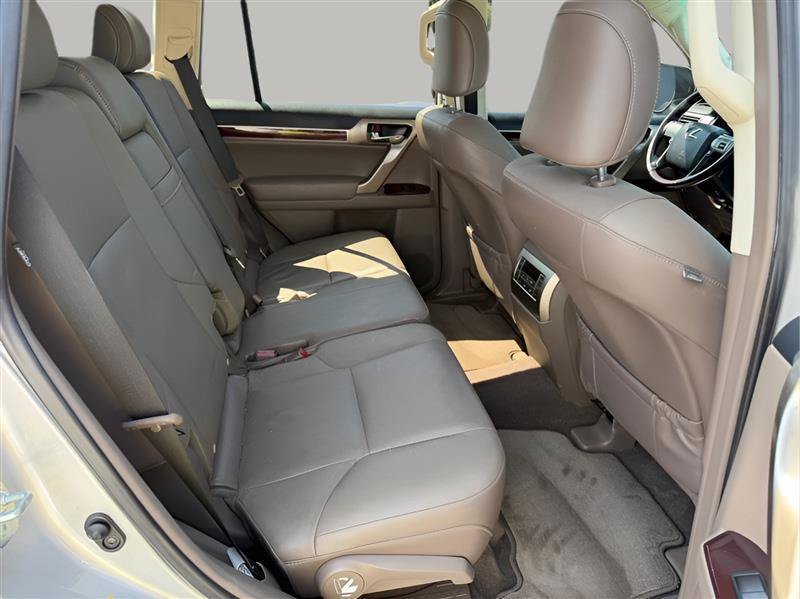 Used 2018 Lexus GX 460 Premium w/ Premium Package AWD/4WD image 37