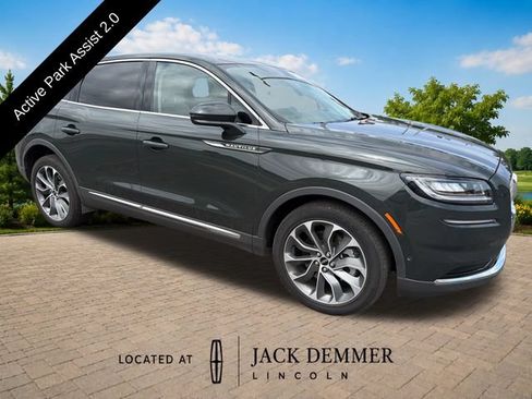 Used 2023 Lincoln Nautilus Reserve w/ Equipment Group 201A AWD/4WD image 10