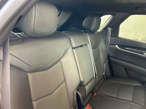 Used 2023 Cadillac XT5 Premium Luxury image 28