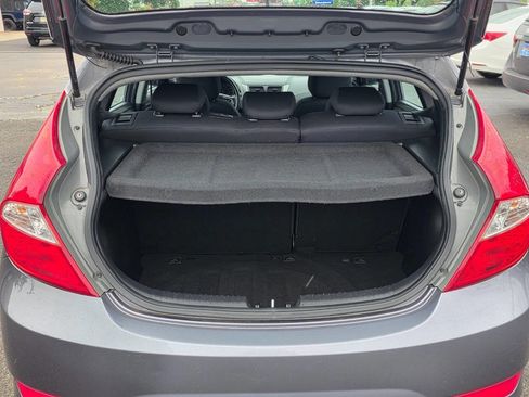 Used 2017 Hyundai Accent SE FWD image 20