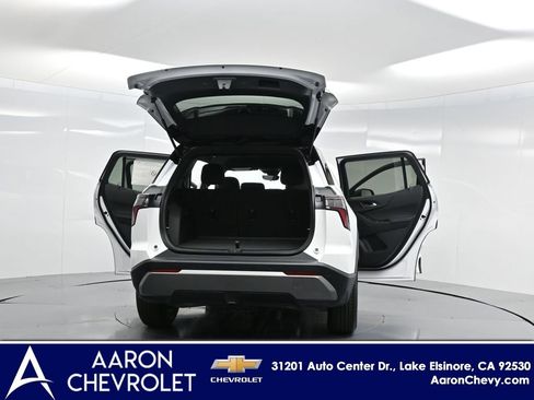 New 2026 Chevrolet Equinox LT w/ Safety and Technology Package image 32