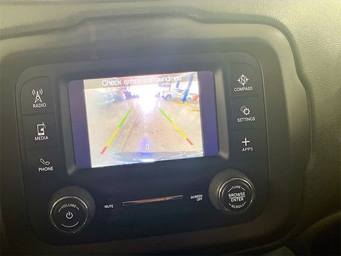 Used 2019 Jeep Renegade Sport w/ Sport Appearance Group image 13