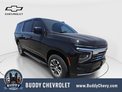 Used 2025 Chevrolet Suburban LT w/ Comfort Package