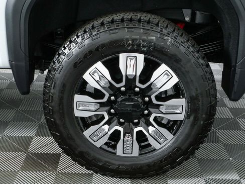 New 2026 GMC Sierra 2500 Denali w/ Denali Reserve Package AWD/4WD image 36