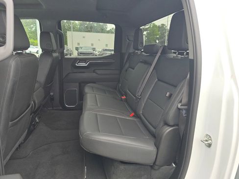 Certified 2025 GMC Sierra 1500 SLT AWD/4WD image 25