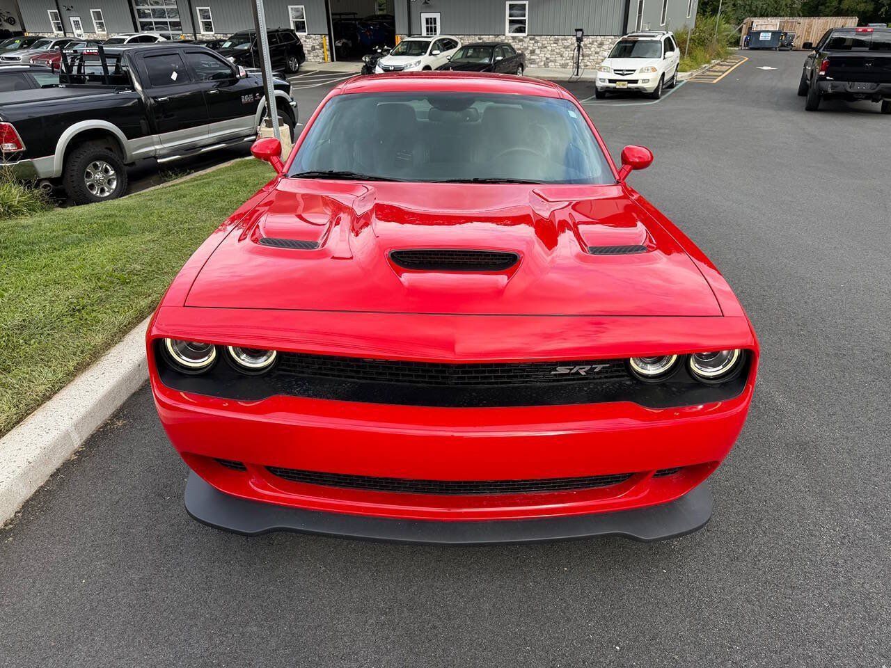 Used 2015 Dodge Challenger SRT Hellcat RWD image 9