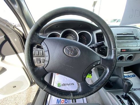 Used 2010 Toyota Tacoma 4x4 Double Cab image 14