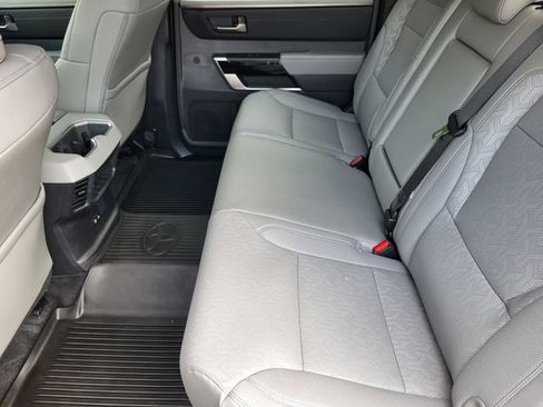 Used 2025 Toyota Tundra Limited AWD/4WD image 24