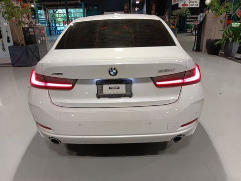 Used 2023 BMW 330i xDrive Sedan w/ Premium Package AWD/4WD image 7