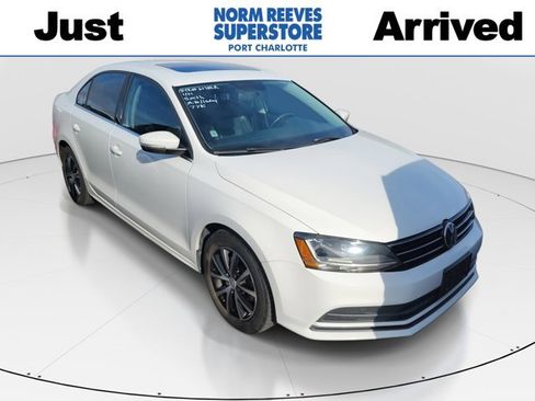 Used 2017 Volkswagen Jetta SE image 1