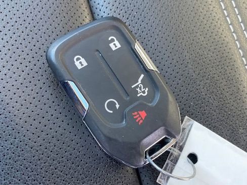 Used 2023 GMC Acadia Denali w/ Denali Ultimate Package image 27