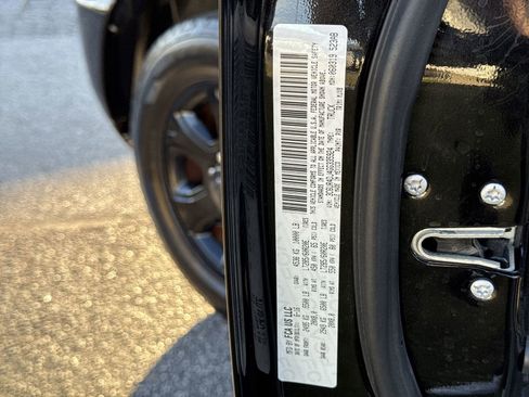 Used 2016 RAM 2500 Big Horn w/ Black Appearance Group image 34