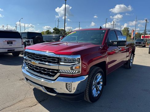Used 2018 Chevrolet Silverado 1500 LTZ w/ Sport Package image 7