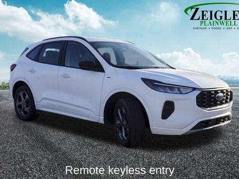 Used 2023 Ford Escape ST-Line image 4