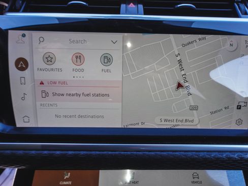 Used 2023 Land Rover Range Rover Velar R-Dynamic S image 20