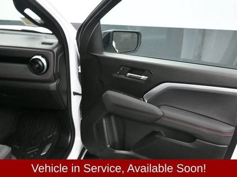 Used 2024 Chevrolet Colorado Z71 w/ Advanced Trailering Package AWD/4WD image 14
