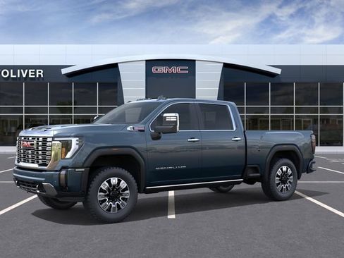 New 2026 GMC Sierra 2500 Denali w/ Denali Reserve Package AWD/4WD image 2
