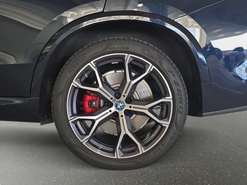 Used 2023 BMW X5 xDrive45e w/ M Sport Package AWD/4WD image 32