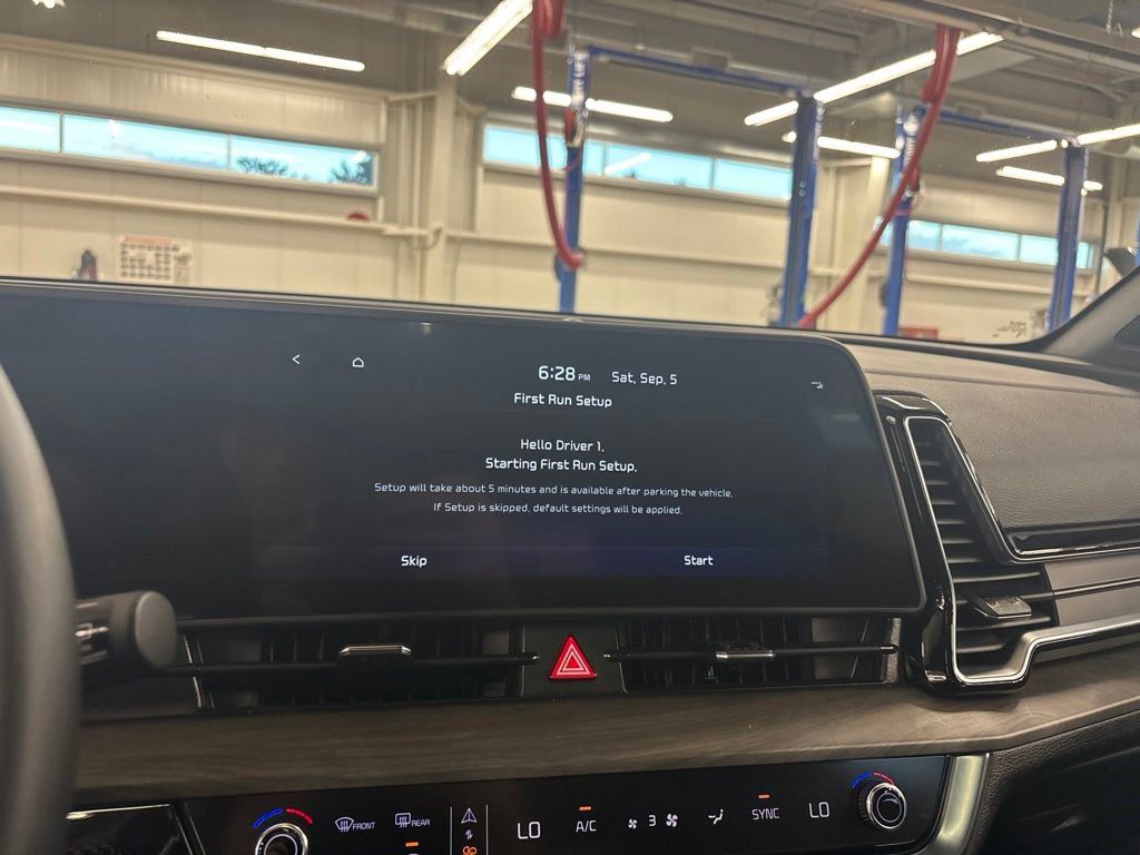 Certified 2025 Kia Sportage X-Line w/ Premium Package AWD/4WD image 15