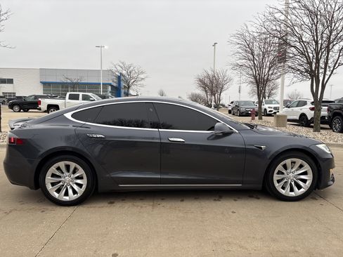 Used 2018 Tesla Model S 75D image 8
