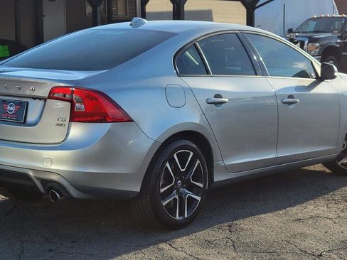 Used 2017 Volvo S60 T5 Dynamic image 6