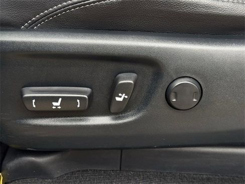 Used 2022 Toyota 4Runner Limited image 29