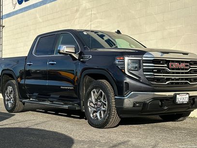 Certified 2023 GMC Sierra 1500 SLT w/ SLT Premium Package