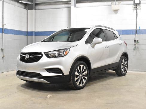 Used 2022 Buick Encore Preferred w/ Safety Package AWD/4WD image 2