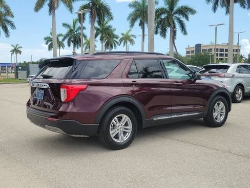 Certified 2022 Ford Explorer XLT w/ Equipment Group 202A RWD image 29