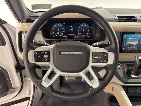 Used 2024 Land Rover Defender 110 X-Dynamic SE image 14