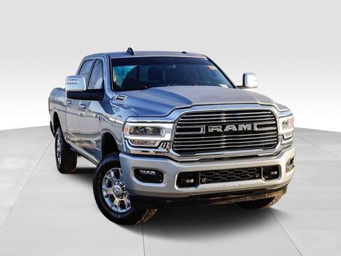 Used 2024 RAM 2500 Laramie image 2