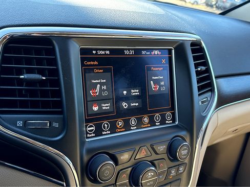 Used 2018 Jeep Grand Cherokee Limited w/ Trailer Tow Group IV image 7