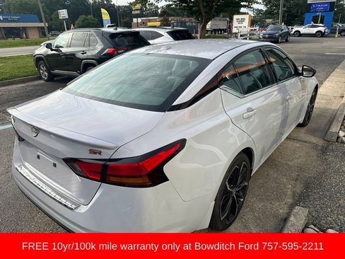 Used 2023 Nissan Altima 2.5 SR FWD image 6