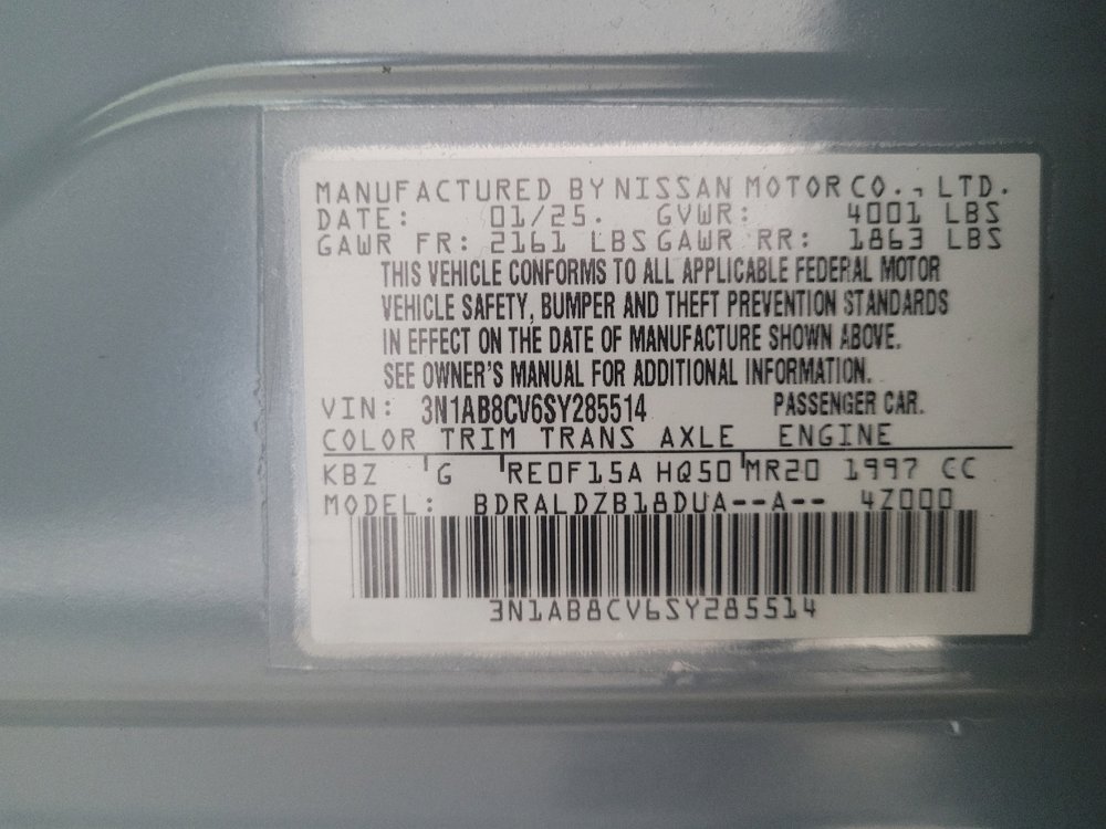 Used 2025 Nissan Sentra SV FWD image 33