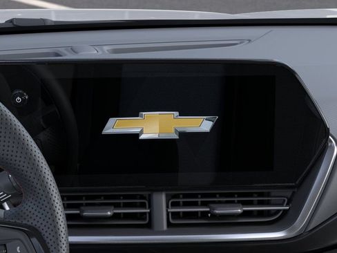New 2026 Chevrolet Trax RS w/ Sunroof Package FWD image 20