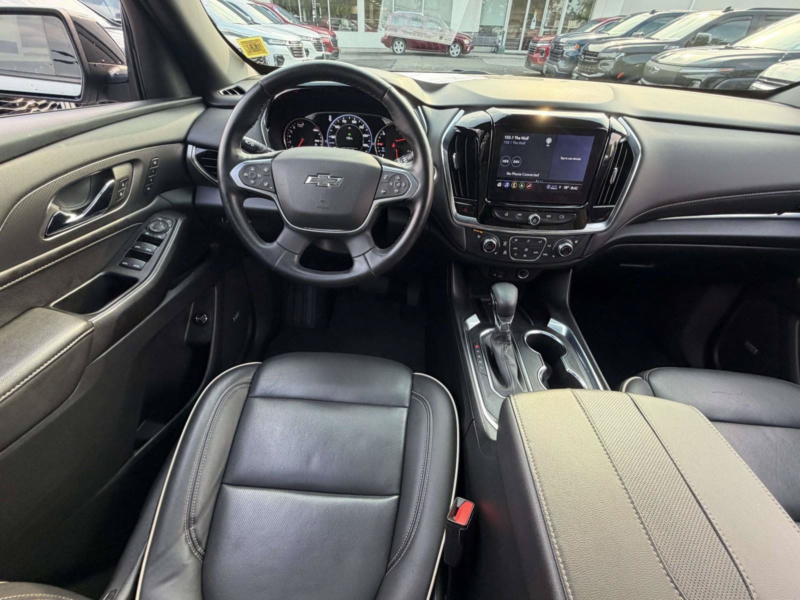 Certified 2023 Chevrolet Traverse Premier w/ Redline Edition AWD/4WD image 13