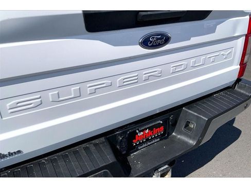Used 2022 Ford F350 XLT w/ XLT Value Package AWD/4WD image 9