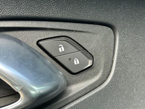 Used 2023 Chevrolet Camaro LT RWD image 20