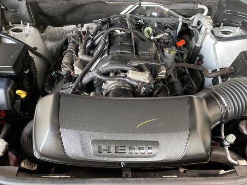 Used 2025 Dodge Durango R/T AWD/4WD image 16