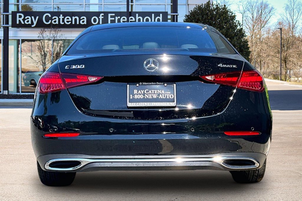 Used 2026 Mercedes-Benz C 300 4MATIC Sedan image 4