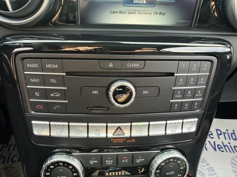 Used 2020 Mercedes-Benz SLC 300 image 16