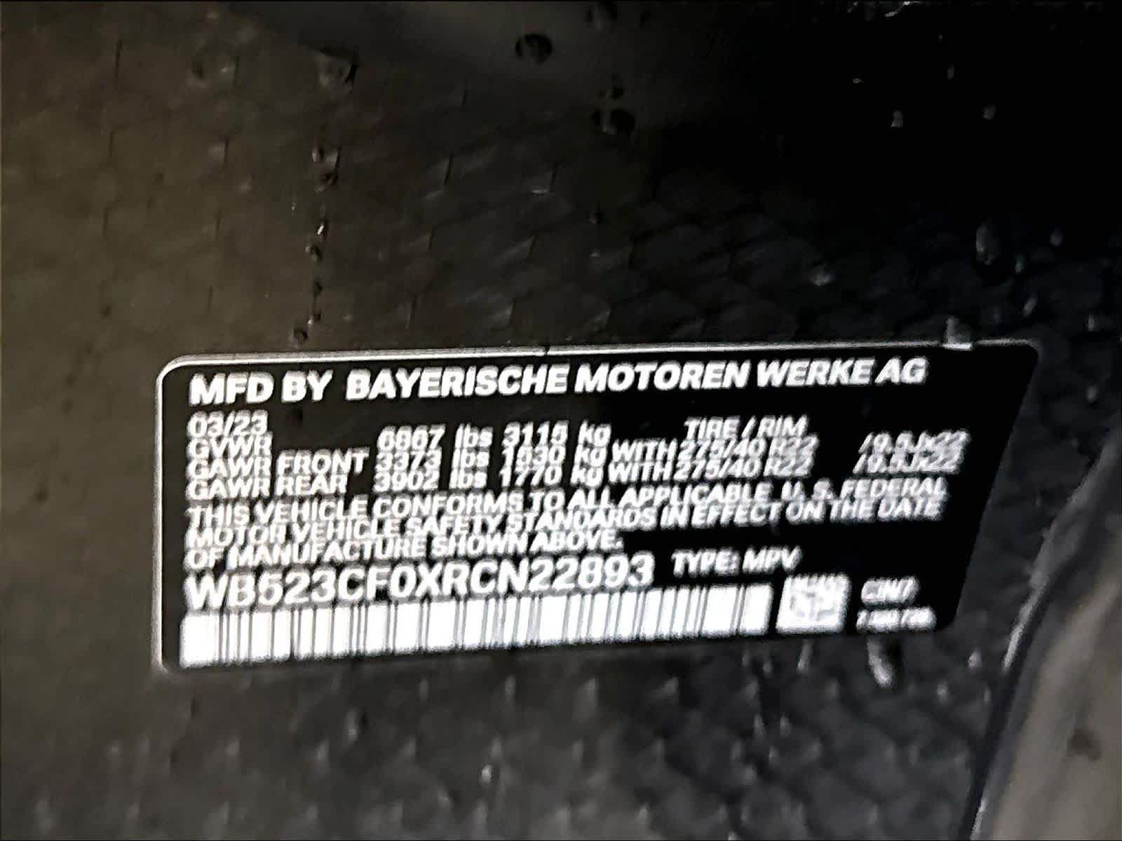 Used 2024 BMW iX xDrive50 w/ Premium Package AWD/4WD image 33