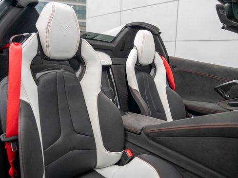 Used 2023 Chevrolet Corvette Stingray Premium Conv w/ Z51 Performance Package image 21