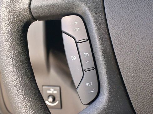 New 2025 Chevrolet Express 3500 Work Van w/ Power Convenience Package image 25