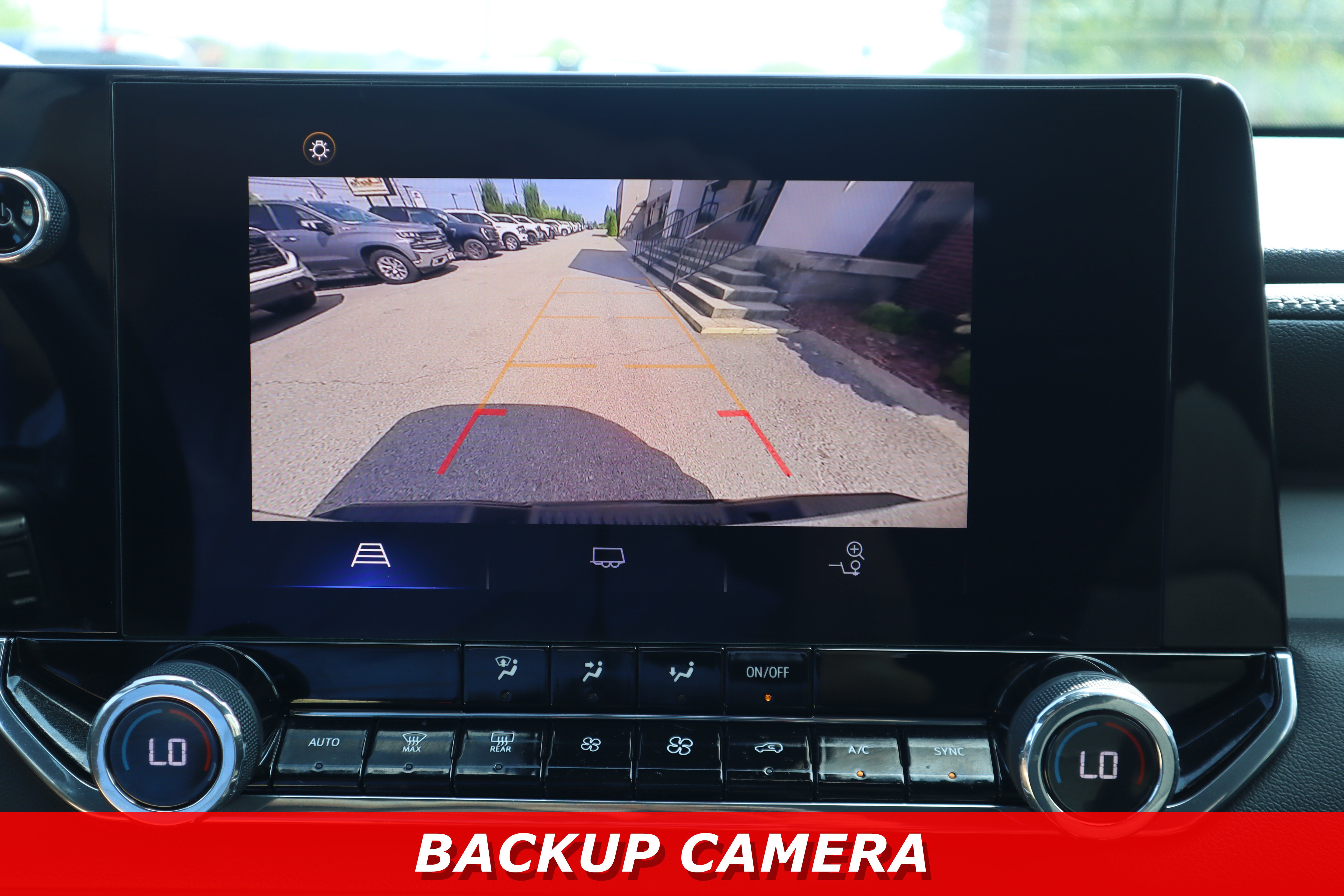 Used 2023 Chevrolet Colorado LT w/ LT Convenience Package RWD image 18