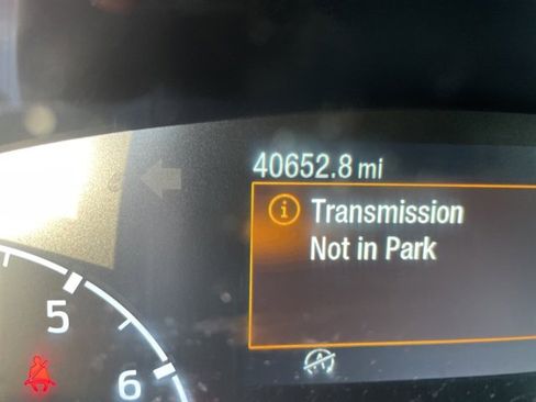 Used 2022 Ford Maverick XLT image 14