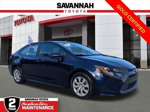 Certified 2024 Toyota Corolla LE FWD image 1
