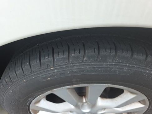 Used 2014 Nissan Altima 2.5 S w/ Sport Value Package image 10