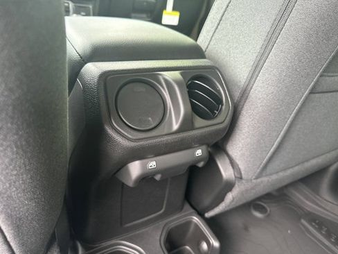 New 2026 Jeep Gladiator Sport AWD/4WD image 19
